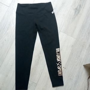 Victoria secret/sport Knockout leggings/tights/pants---LARGE---New with tags